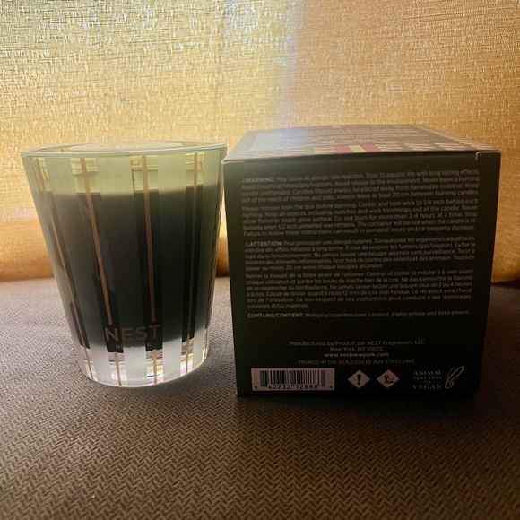 NEST Fragrances New York Pistachio and Fig Candle - Picture 9 of 14